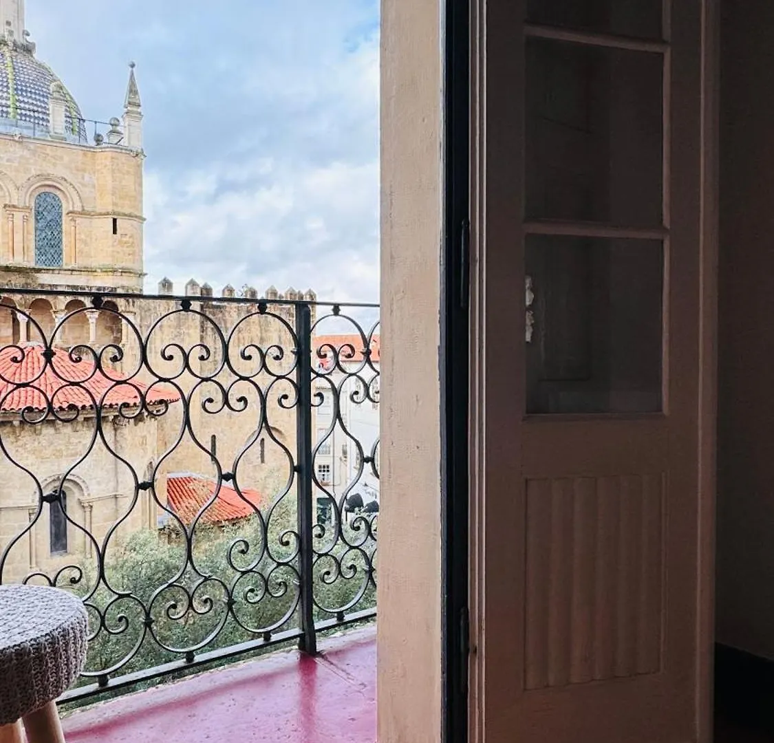 Gasthuis Se Velha Suites Coimbra Portugal